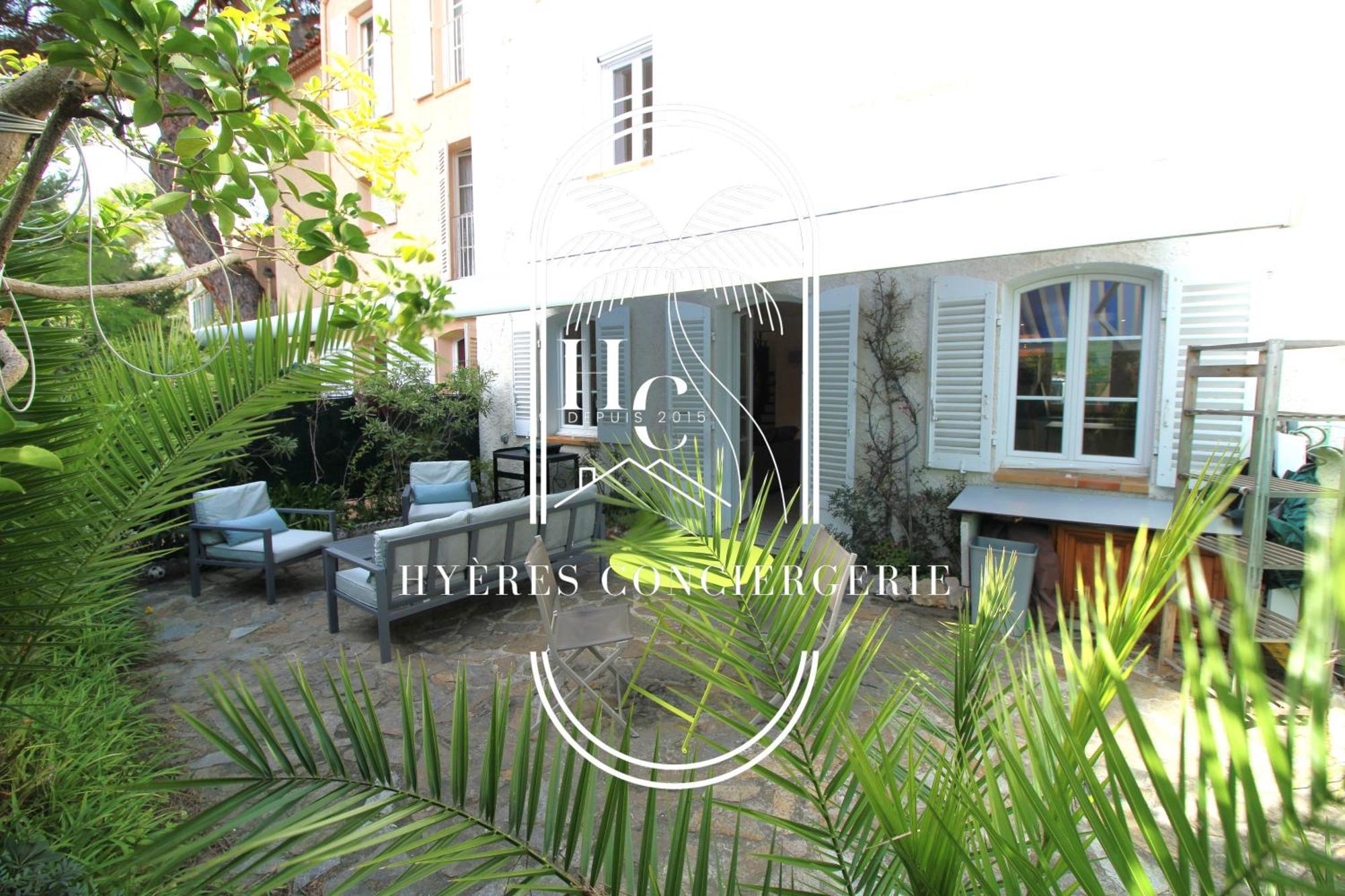 Duplex Au Coeur Du Port D'Hyeres- Plages Parking By Hc Eksteriør bilde