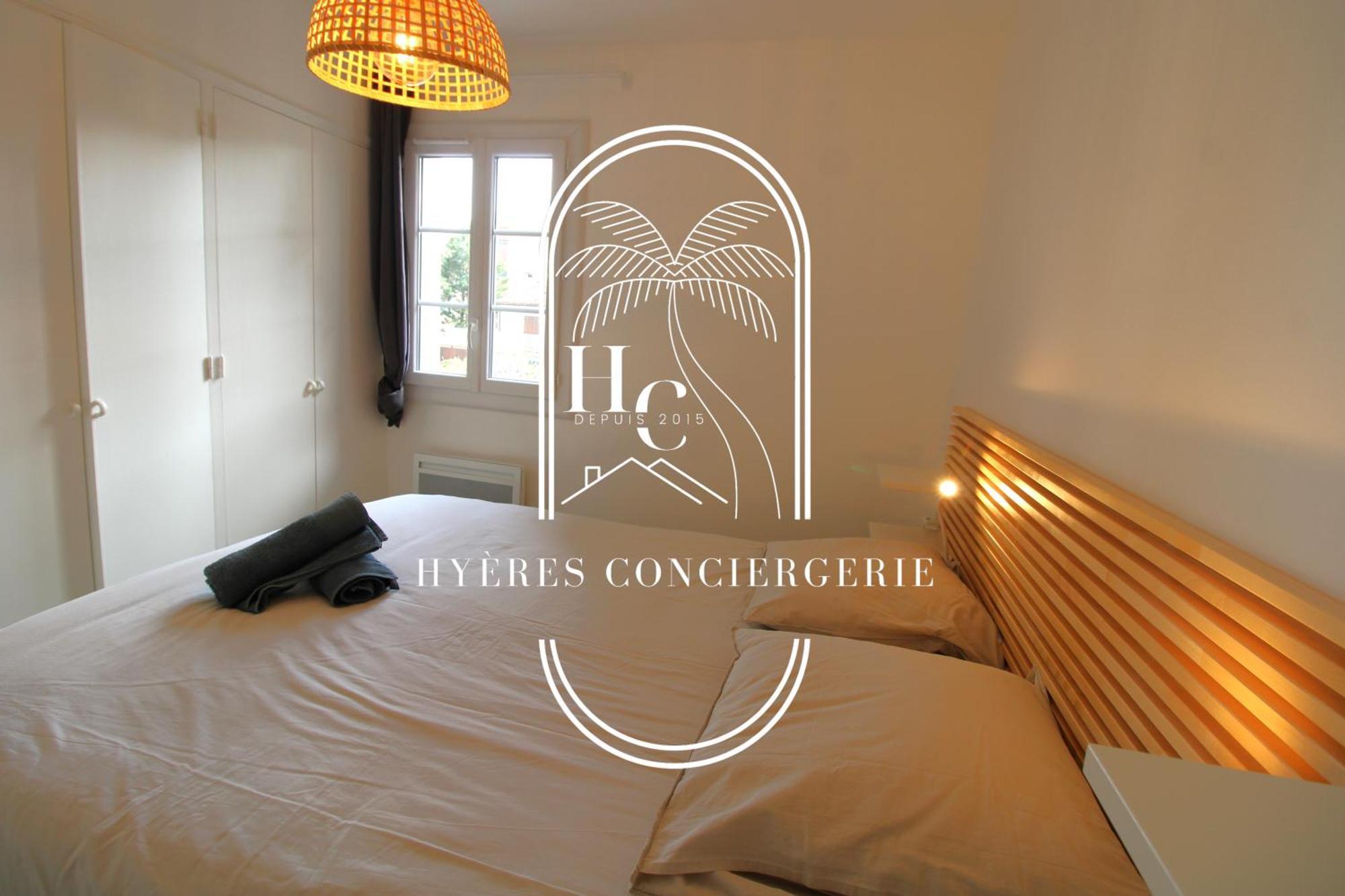 Duplex Au Coeur Du Port D'Hyeres- Plages Parking By Hc Eksteriør bilde